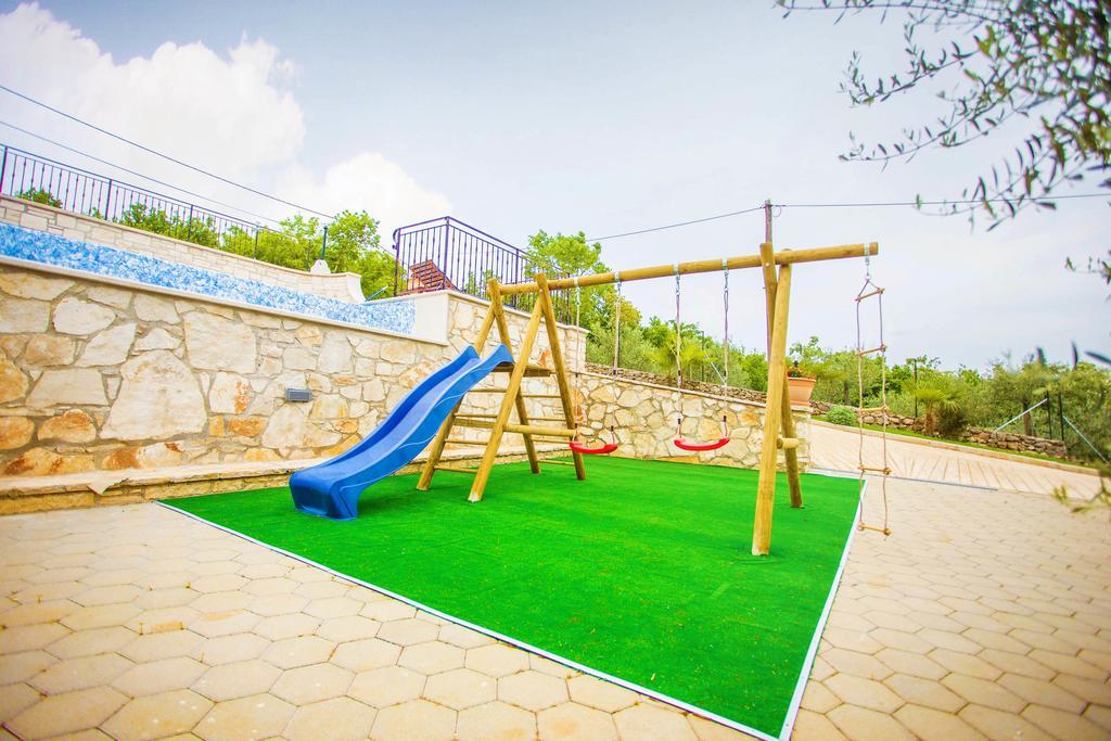 Villa Lara Karojba Habitación foto